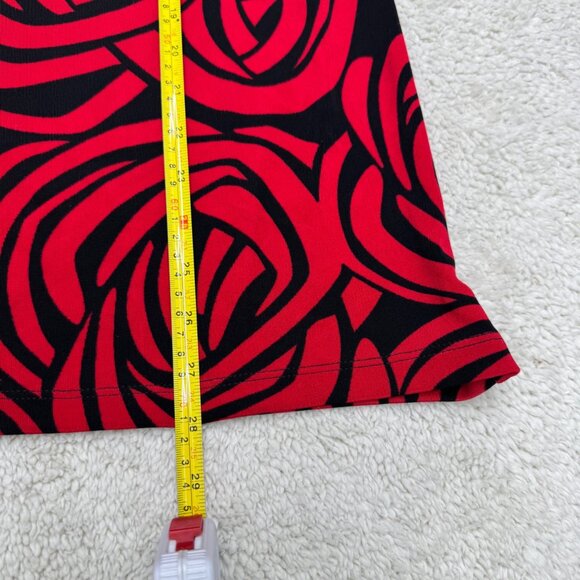 Chico's Travelers Women's Red & Black Rose Print Tunic Top, Size 2 (US L) - Picture 8 of 8